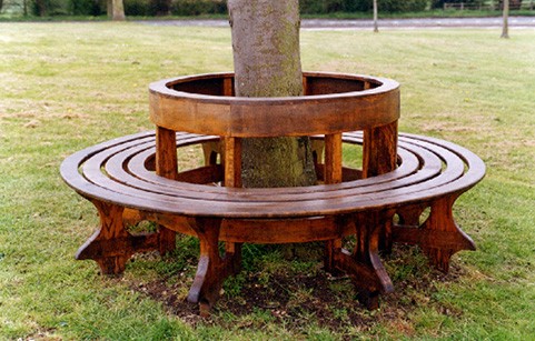 circular tree seat